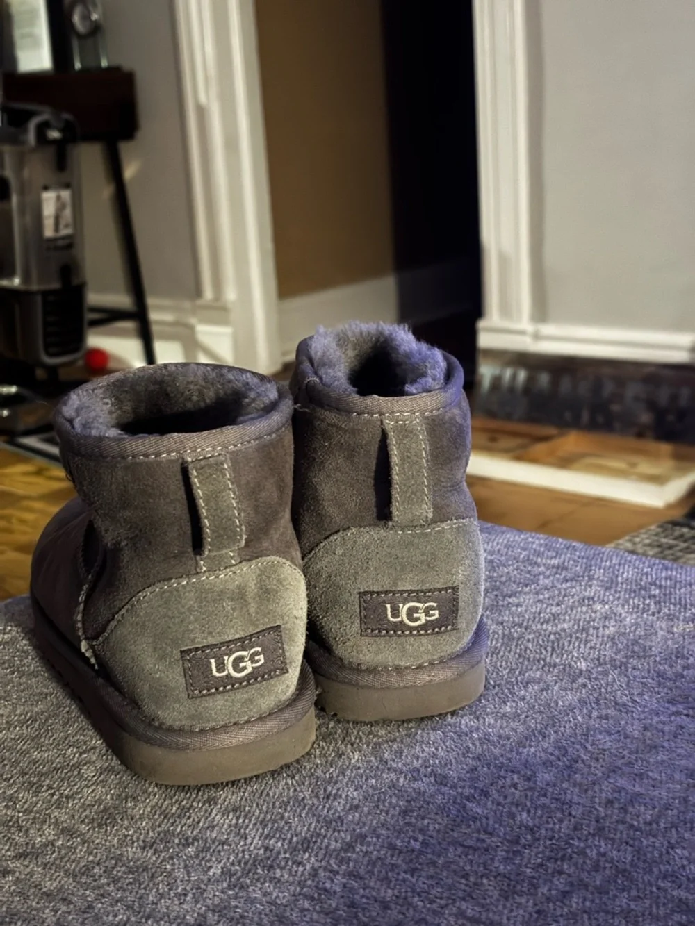 UGG authentic classic
